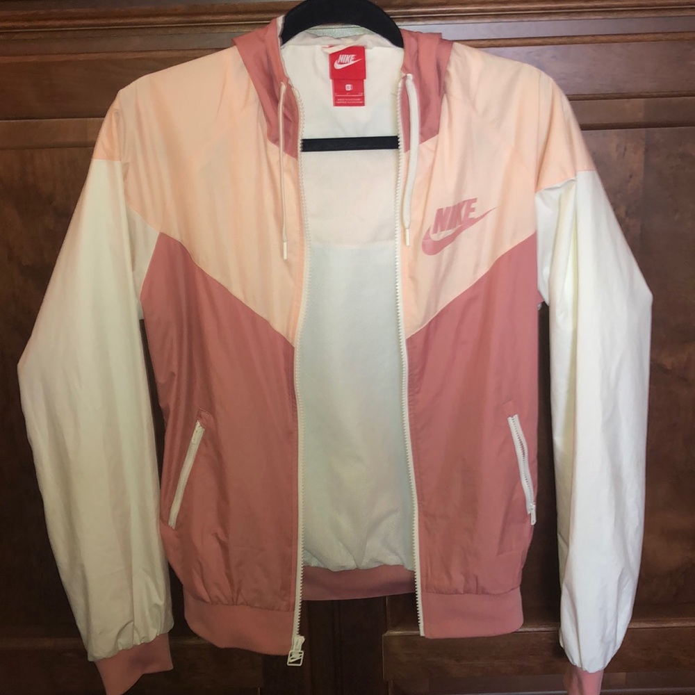 Nike windbreaker
